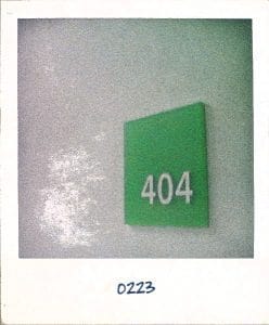 Imagen decorativa con un 404